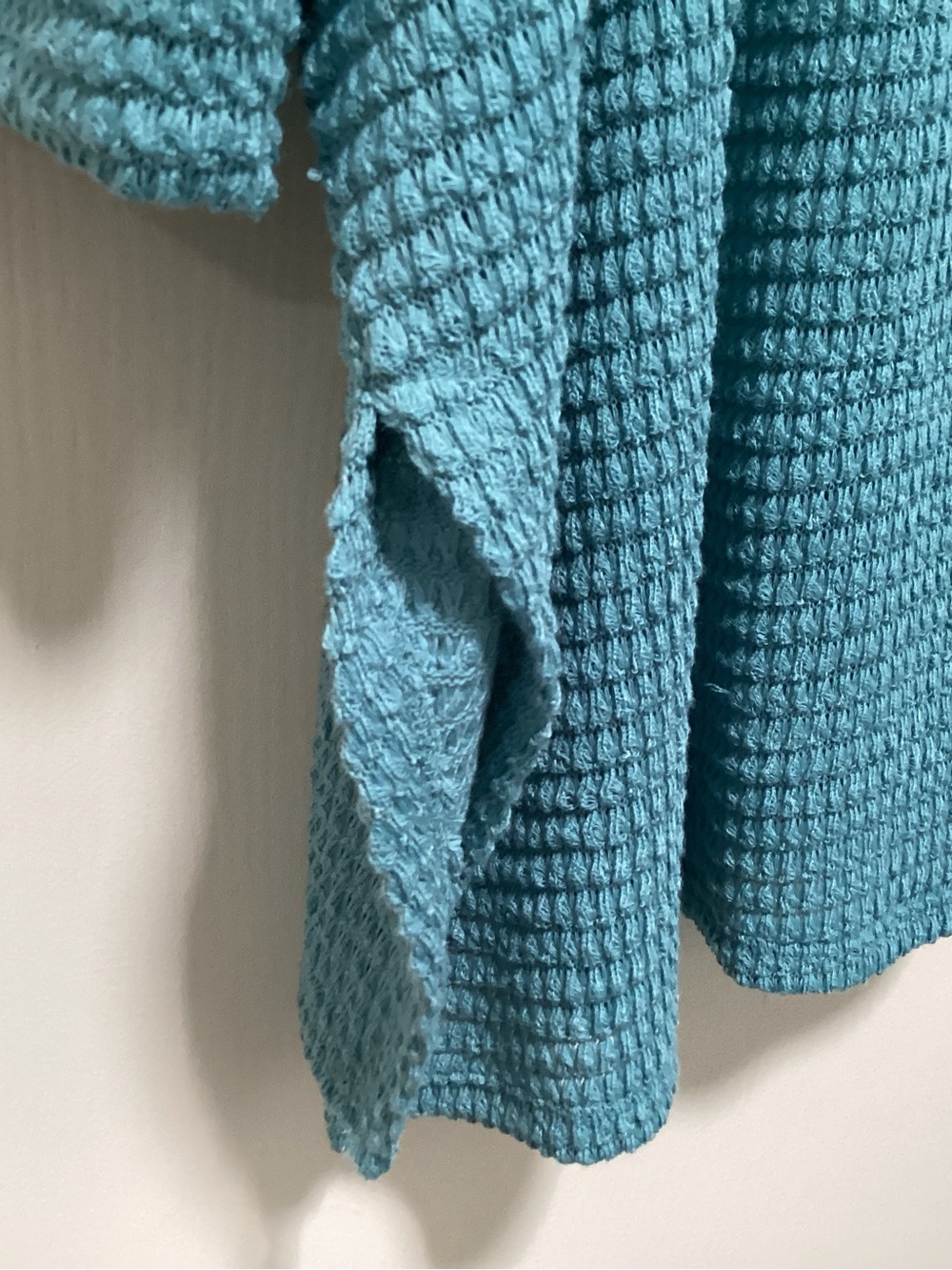 Zenana Outfitters Oversized Teal V-Neck Waffle Knit Pullover - Picture 3 of 3
